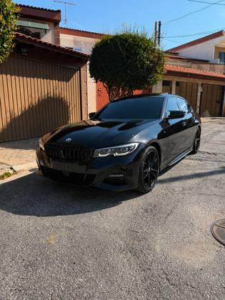 BMW 320i 2.0 16V TURBO GASOLINA M SPORT AUTOMÁTICO BMW 320i 2.0 16V TURBO GASOLINA M SPORT AUTOMÁTICO